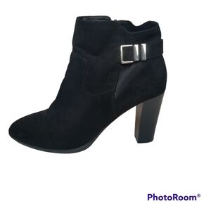 KELLY AND KATIE Black Taylin Bootie size 10